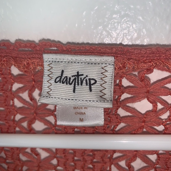 Daytrip bell sleeve women’s top - Picture 4 of 5